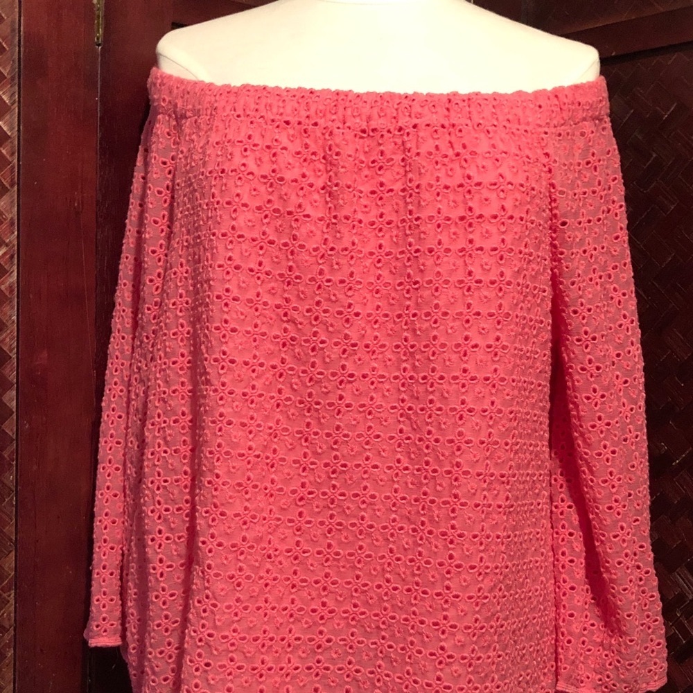 NWT Tommy Hilfiger Sz L Magenta Eyelet Off the Shoulder Top